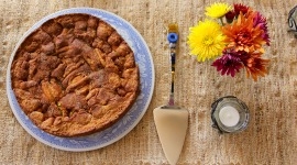 Thumbnail image for Honeyed Apple Cake